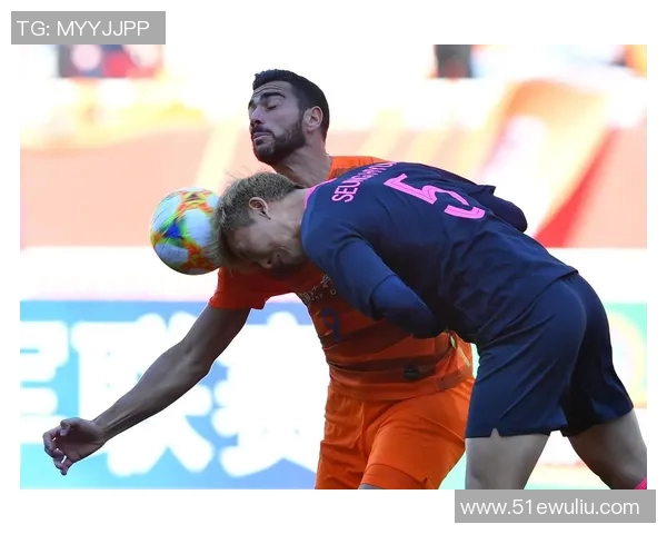 足球明星为何依旧坚持使用破烂手机背后的故事与真相揭秘